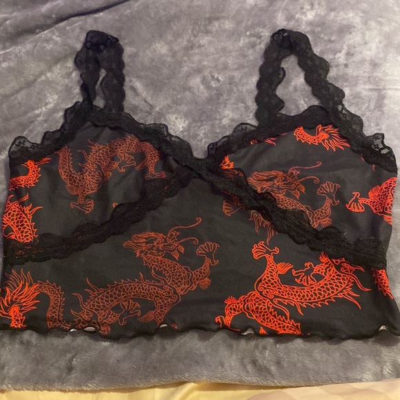 Red and black Dragon print top from shein. - Picture 2 of 3